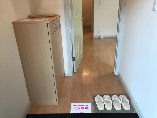 メイプルコート仲道102号室 玄関