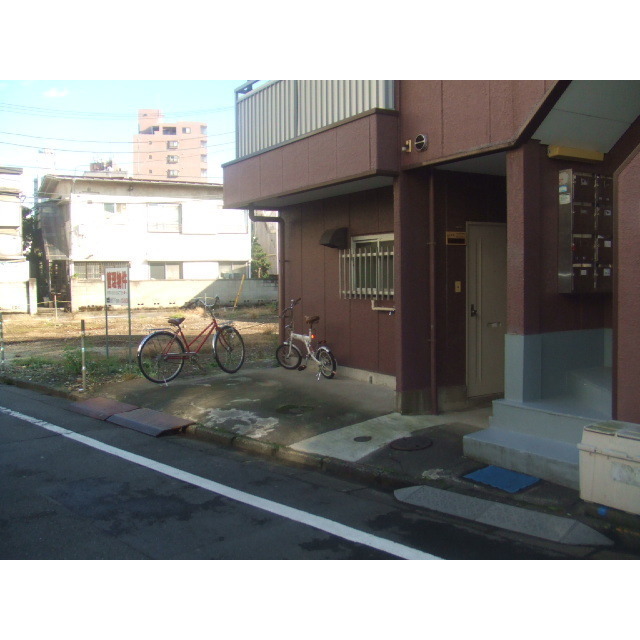 シェルブルー中野 外観