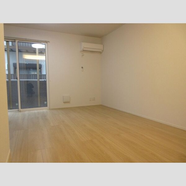 アナシエ石神井台105号室 リビング