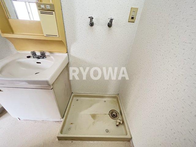 山崎マンション 掲載の写真は退去前の写真となります。