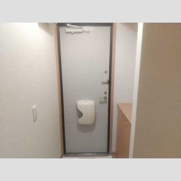 クレール四季彩の丘　弐番館 玄関