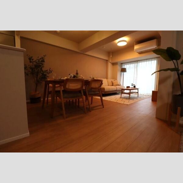 サンジョイアゼロ205号室 LDK14、4帖