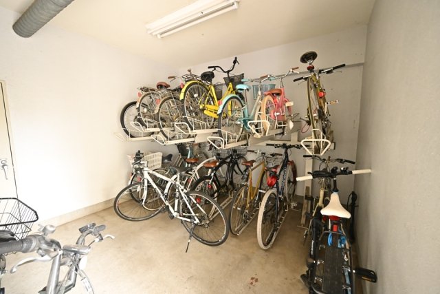 クリオ武蔵小山壱番館2階 駐輪場