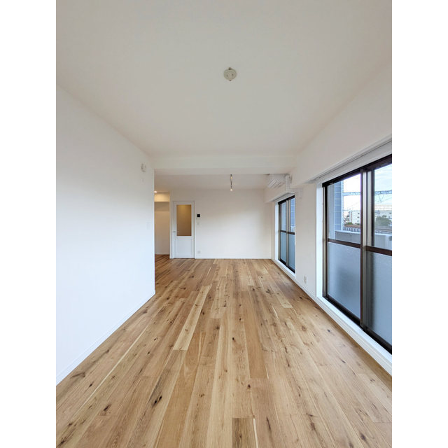 レジデンス多摩川西六郷0305号室 リビング