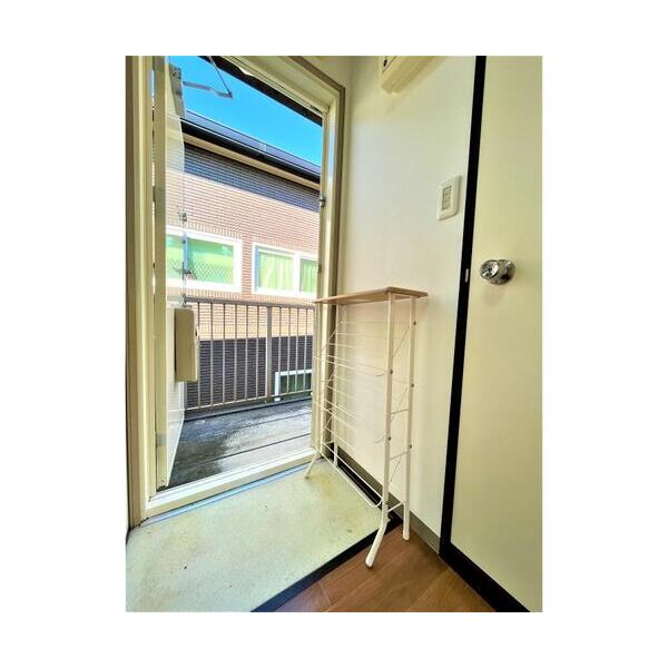 フォーブル谷上C棟 玄関