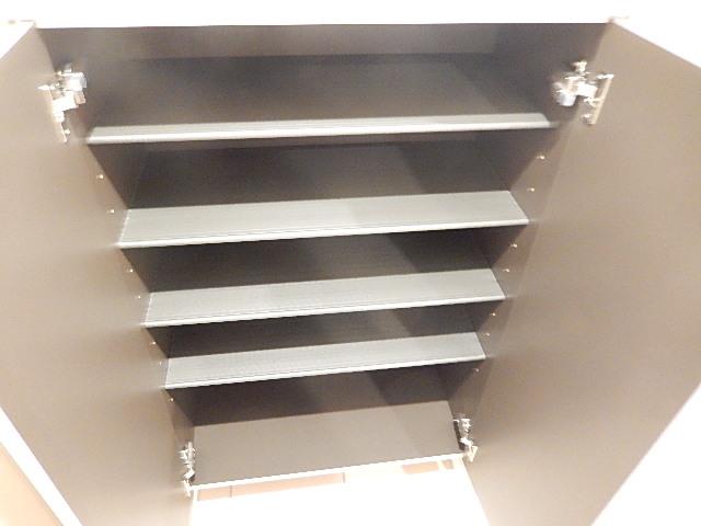 リオ　アレーナ（Ｒｉｏ　Ａｒｅｎａ） 下駄箱