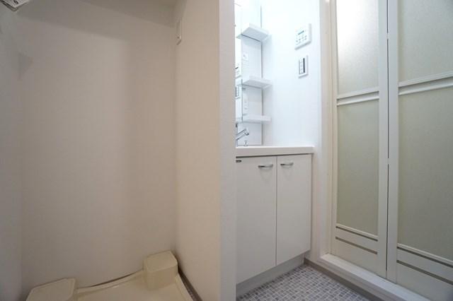 ジェノヴィア京成立石Ⅳスカイガーデン3階 トイレ