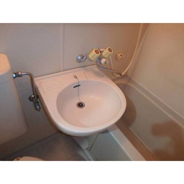 ウッド成城 洗面