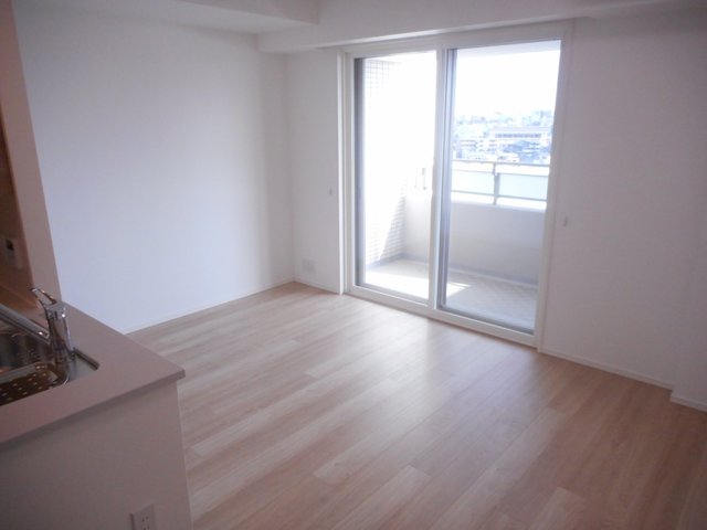 プラウドシティ蒲田0811号室 リビング