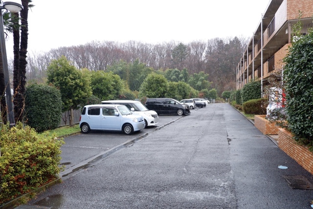 リーブァ城山 駐車場