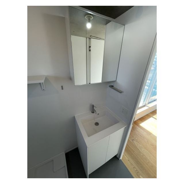 PASEO SANGENJAYA EAST WESTW401号室 内観