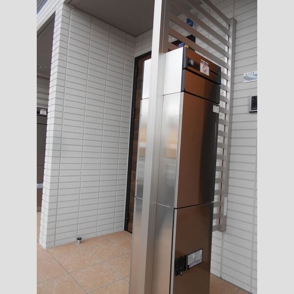 ファヴォーレ　A105号室 玄関