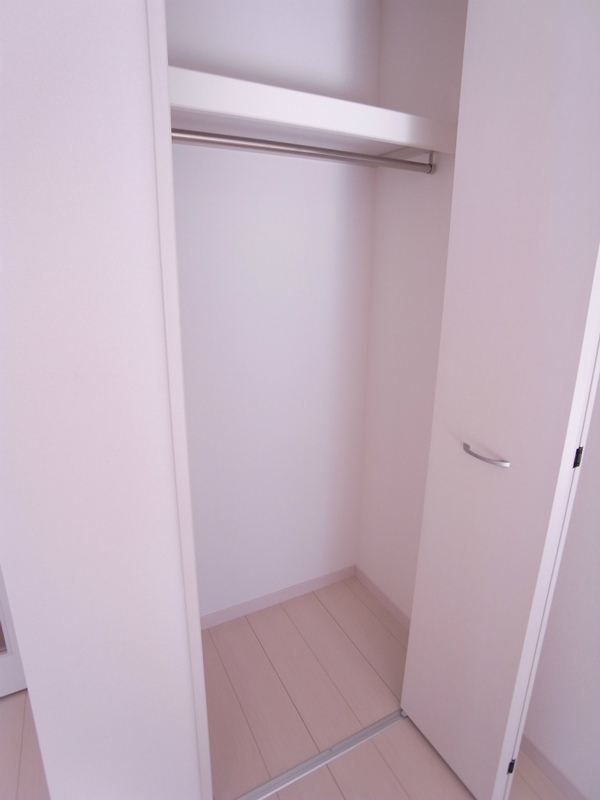 リブリ・進Ⅱ3階 収納