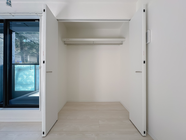 スカイルーチェ南浦和103号室 収納