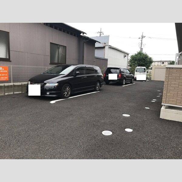 カーサ・セレーノ101号室 駐車場
