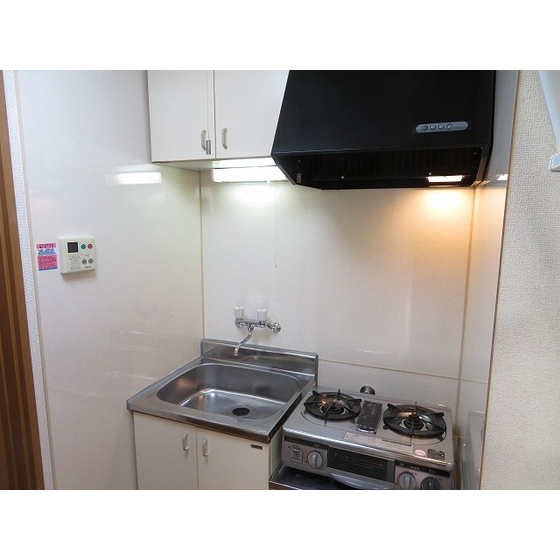 ウィンズ上永谷Ｃ棟0201号室 キッチン