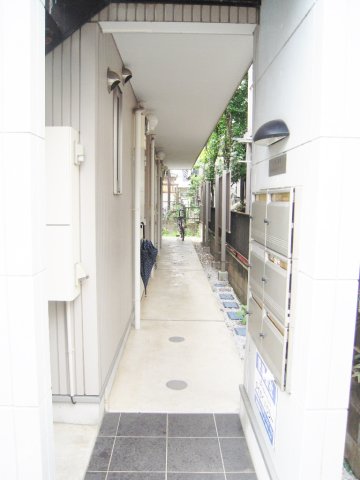 ＬＹＮＸ国領0103号室 エントランス