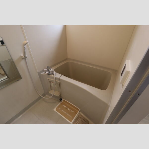 ノーブルヒル106号室 追い焚き給湯機能付き浴室