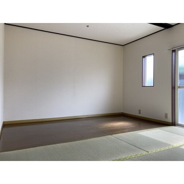 サニーハイツ園生0101号室 同建物別部屋の参考画像