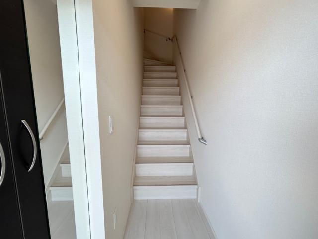 KM Casa新横浜203号室 玄関