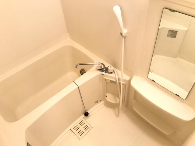 サクラスクェア401号室 バス