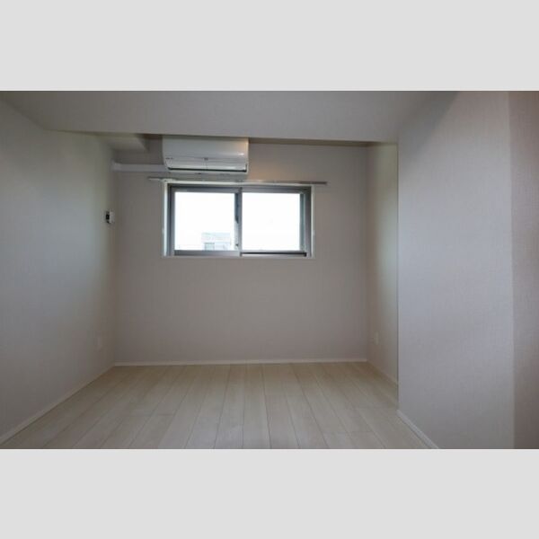 サンジョイアゼロ309号室 洋室7.2帖