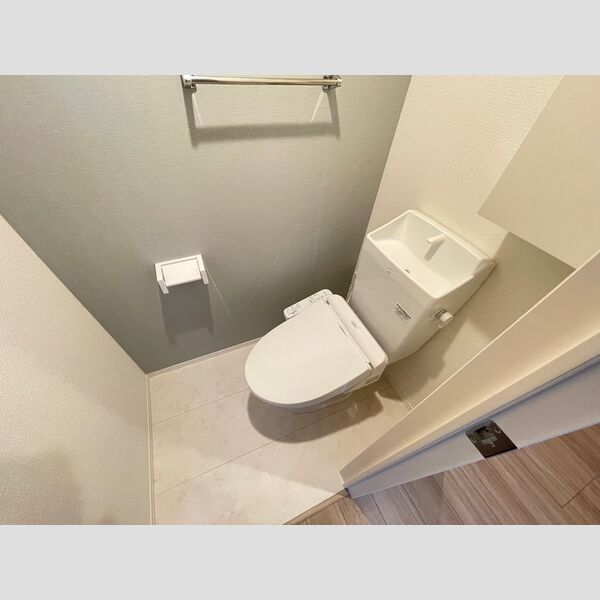 響 温水洗浄暖房便座