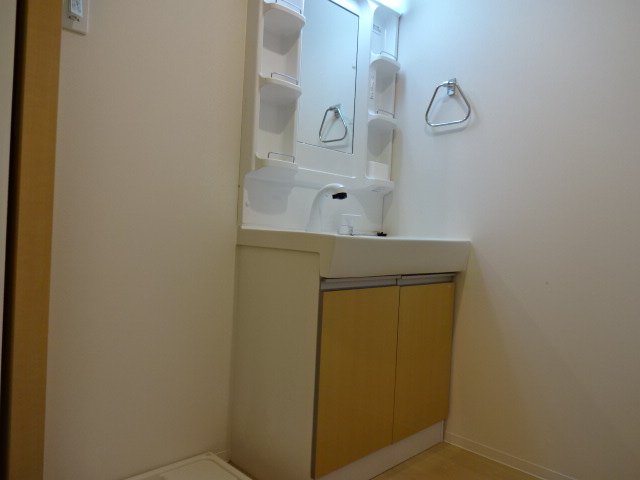 Ｂｌｕｍｅ　Ｉｓｈｉｋａｗａ　-ブルーメ石川- 洗髪洗面化粧台