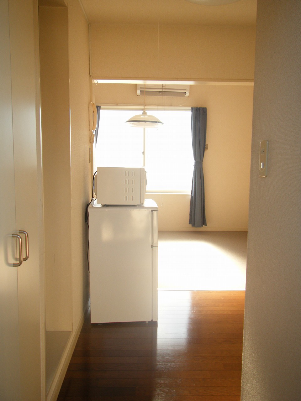 レオパレスＳＨＩＺＵＫＡ リビング