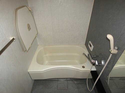 ライオンズプラザ松戸中央公園 浴室