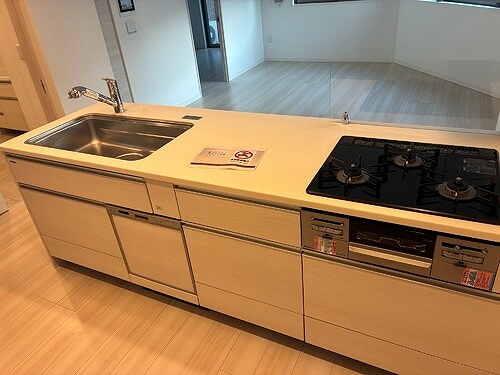 ミオカステーロ京王稲田堤２ システムキッチン　※2026年3月撮影の写真