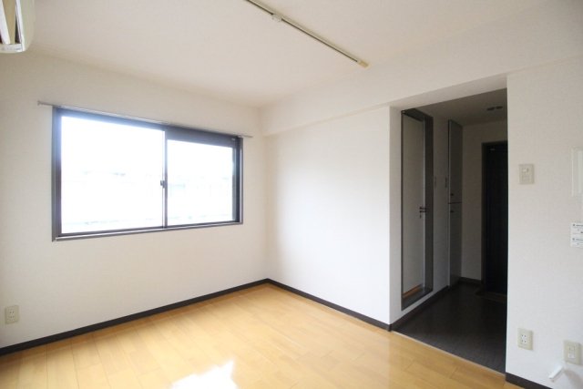 メインステージ池袋本町第二2階 同建物別部屋の参考画像