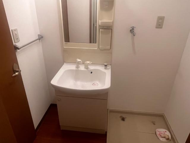 ビエント小机103号室 洗面