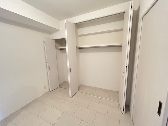 レジディア中延2階 収納