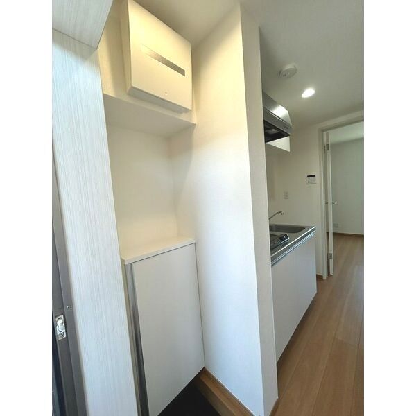 Ambition袋山103号室 玄関