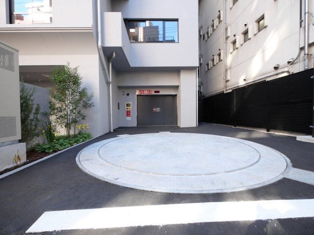 レ・ジェイドクロス千代田神保町4階 外観