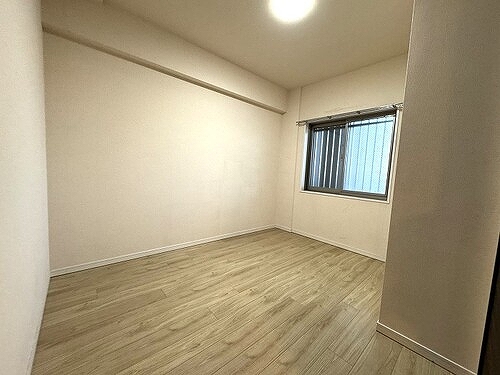 ユードリーム東川口駅前13階 洋室（約5.1畳）　※2024年02月撮影