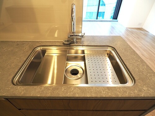 パークコート　ザ・三番町ハウス4階 ディスポーザー・浄水器設備