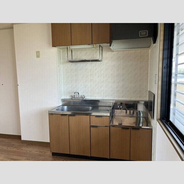 グランシャリオ203号室 ダイニングキッチン