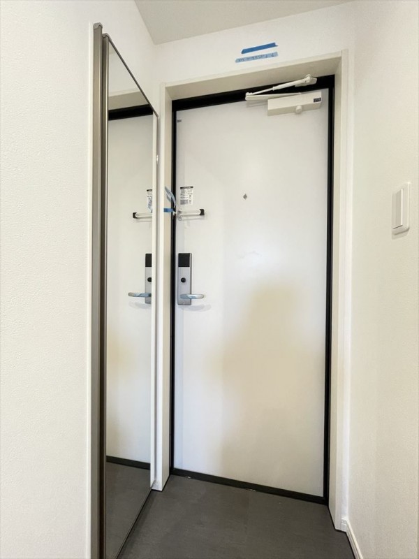 ｒｏｂｏｔ　ｈｏｍｅ　大和市中央2階 玄関