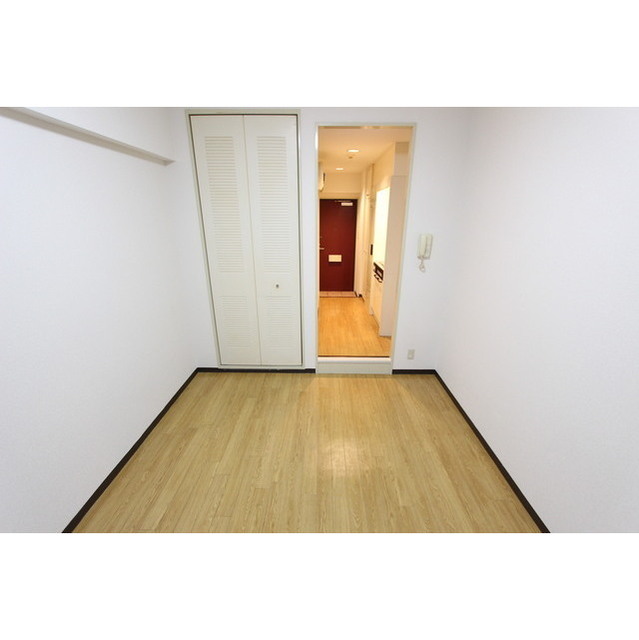 ハイライフ湘南101号室 リビング