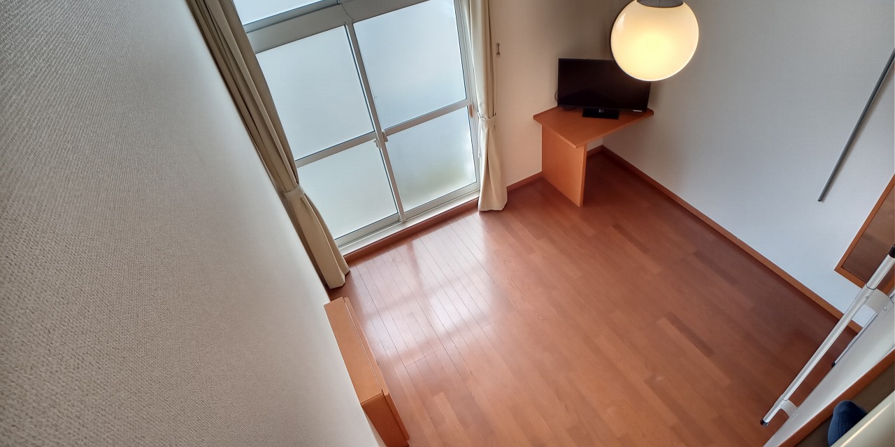 レオパレスエクセディオールⅡ 1Fの床面は、フローリングです。