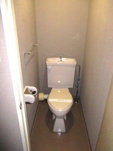 テレパレス船橋三咲Ｂ棟 トイレ　※前回募集時2020年6月撮影