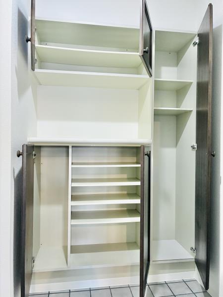 シティハイツ根津3階 リビング