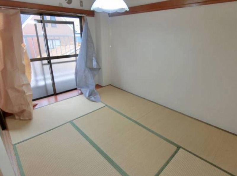 第二泉水コーポ リビング