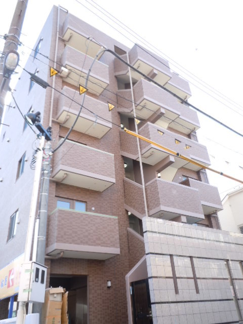 アヴニール北綾瀬 エントランス