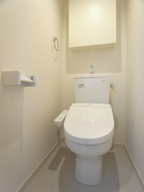 リブリ・サントノーレ1階 トイレ