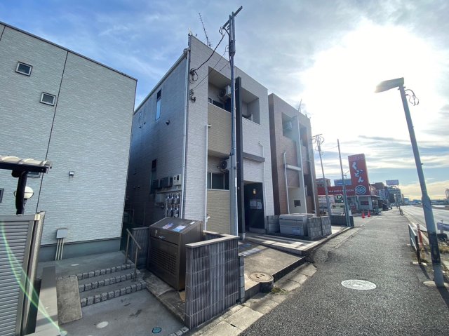 マザーユニックス2階 外観