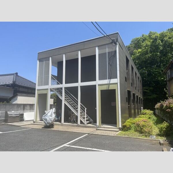 レオパレスグランシャリオの外観画像