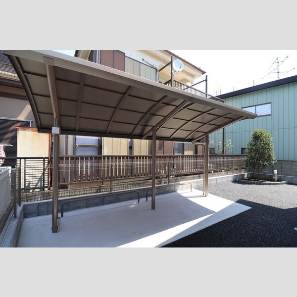 Des Ailes Trois 駐輪場